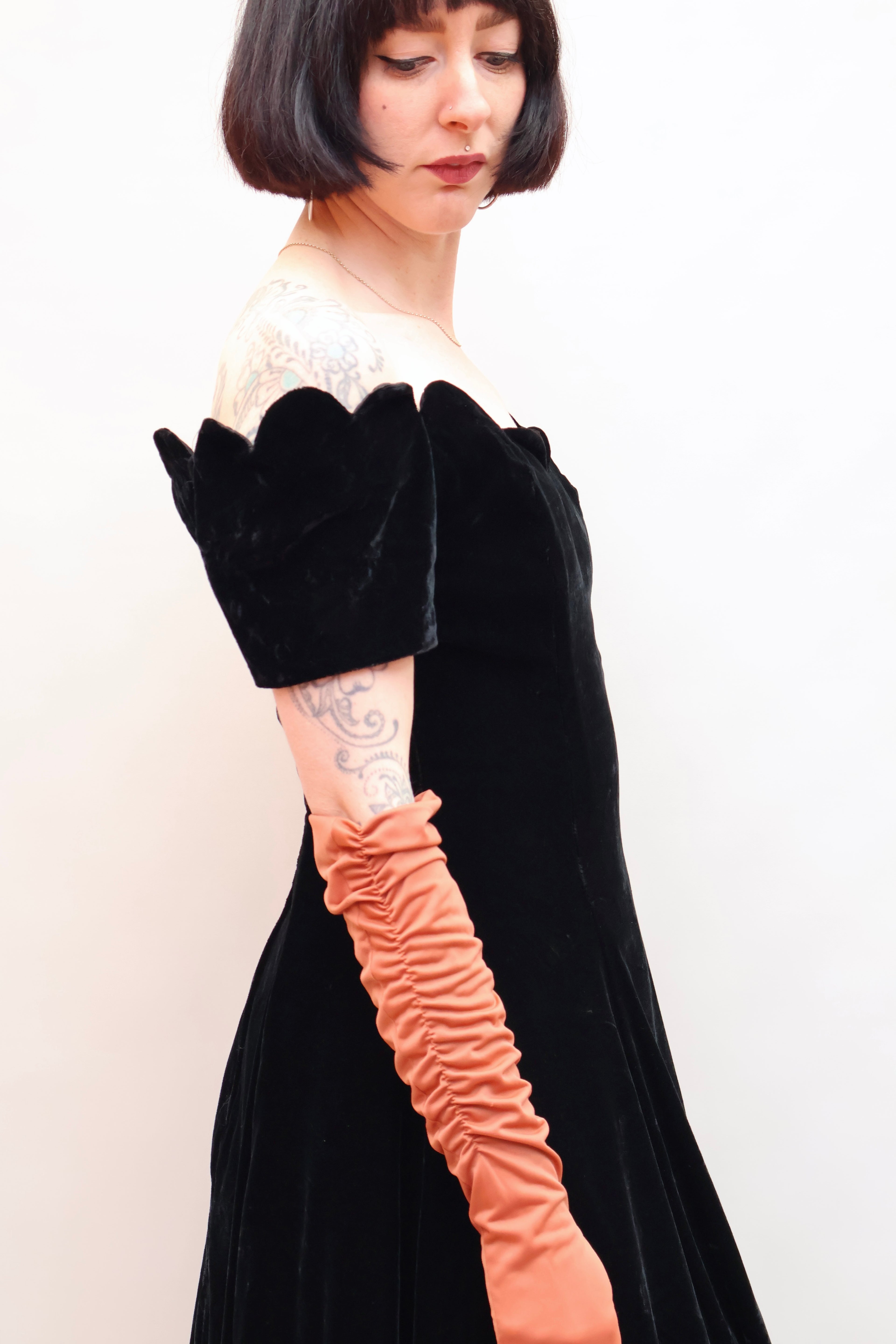 Vintage Scalloped Velvet Dress