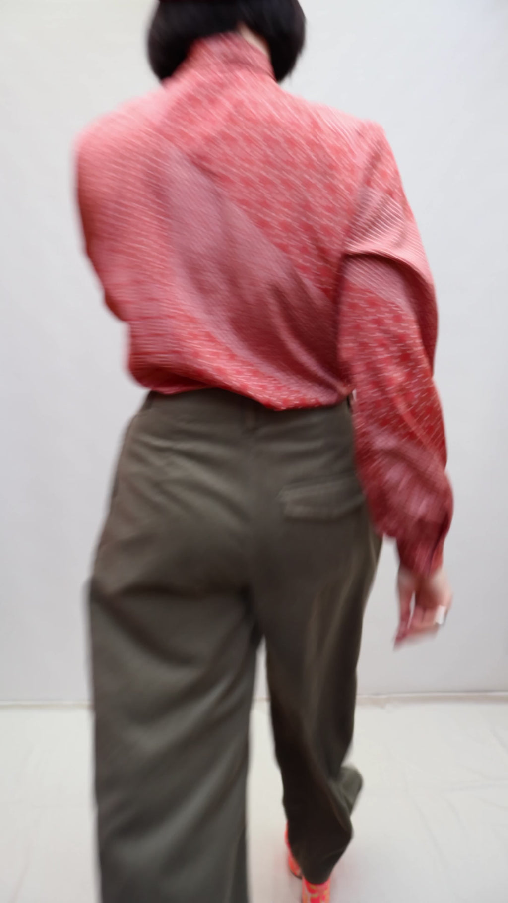 Vintage 70s Pussy Bow Blouse